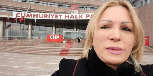 Haber | TRANS KADIN NİLER ALBAYRAK, CHP İLÇE TEŞKİLATINA DELEGE OLARAK SEÇİLDİ