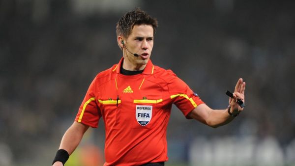 Haber | FIFA gay hakem Hagen`e desteğini açıkladı